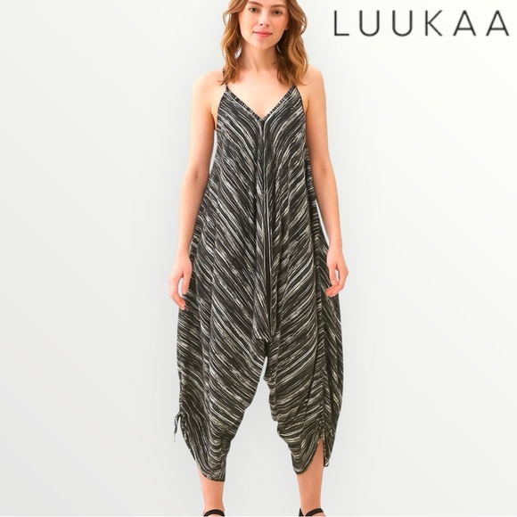 Luukaa Pants - 🛍️SALE🛍️ LUUKAA Black White Gray Striped Shalwar Overalls
